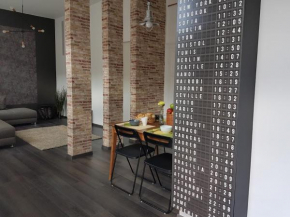 Cozy Design Downtown Apartment
